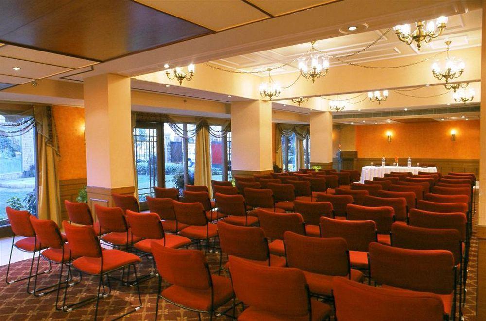 Country Inn & Suites Haridwār Facilidades foto